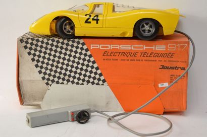 JOUSTRA: Porsche 917 téléguidée en plastique,...