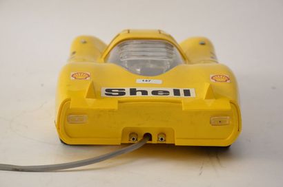 null JOUSTRA: Porsche 917 téléguidée en plastique, jaune, dans sa boite d'origine:...
