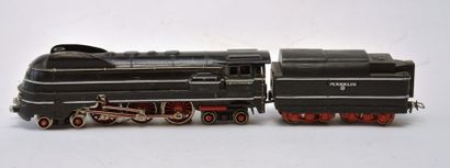 null MÄRKLIN SK800/7 , (1941), locomotive noire, 232, tender 4 axes, 4 dômes, très...