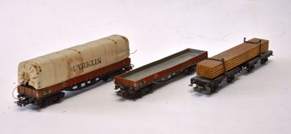 null MÄRKLIN (3) wagons de marchandises, 4 axes : 361/G -393C et 391C

- 361G/3 :...