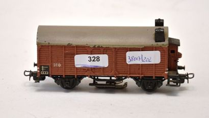 null MÄRKLIN 320S/4, 1954, fermé, brun, 2 feux à l'arrière, état valable.

MÄ. 320...