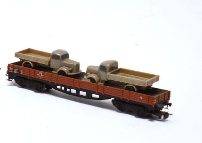 null MÄRKLIN (3) wagons marchandises 2x 392c et 1x 391/2

- 392C 4516/1, wagon, 4...