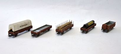null MÄRKLIN (5) wagons marchandises (1956) attelage n° 6

- 313/2 4607/1 (1956)...