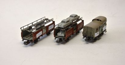 null MÄRKLIN (3) wagons marchandises, 2 axes, attelage 6 de 1956

- 315/4 4612/1,...