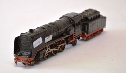 null MÄRKLIN HR800 N, (1939) locomotive Pacific, 2e version, tender métal à rivets,...
