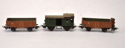 MÄRKLIN (3) wagons marchandises, brun, deux...