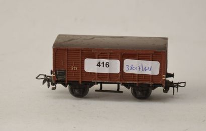 null MÄRKLIN 312/01(1948-49) : wagon fermé brun, en très bel état.

MÄ 312/01 (1948-49)...