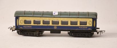 null MÄRKLIN 349/4 voitures Pullman, bleu et crème, 4 axes, attelage 4, bel état.

MÄ....