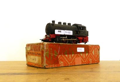 null MÄRKLIN T800, 3e version, locotender, 020, noire, bon état, petits écaillures...