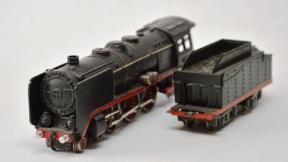 null MÄRKLIN HR700, /1ere version (1937), locomotive Pacific 231, noire, tender 4...