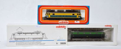 null MÄRKLIN (2) motrices belges :

- réf 33231, motrice belge 2201, série 122 de...