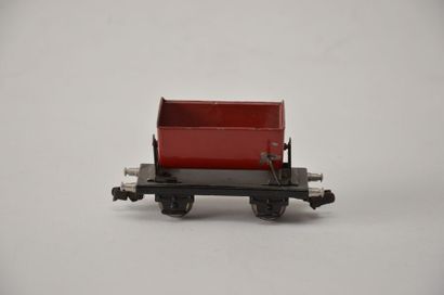 null MÄRKLIN réf 362/ 1ere version, wagon de marchandises à bascule, , Brun, 2 axes,...