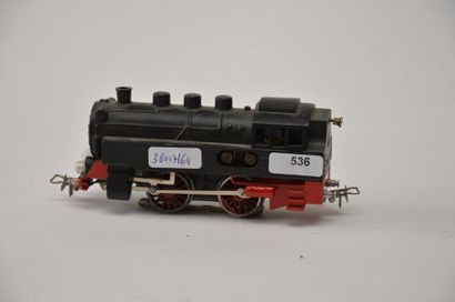 null MÄRKLIN T800, (1939-42, 1945) locotender 020, noire, attelage 4, bon état, avec...