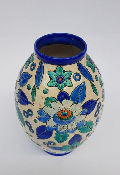 null BOCH Kéramis, vase de forme ovoïde en faïence craquelée, à décor floral en bleu...
