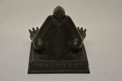 null Sculpture "Dieu noir" par Druillet Philippe en résine noir. H 20cm. TBE. Pièce...