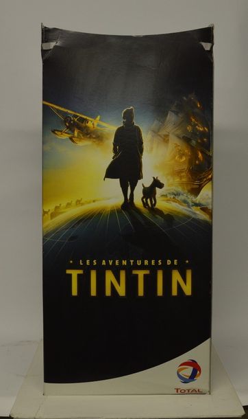 null Grand présentoir promotionnel pour les verres Tintin distribués chez Total à...