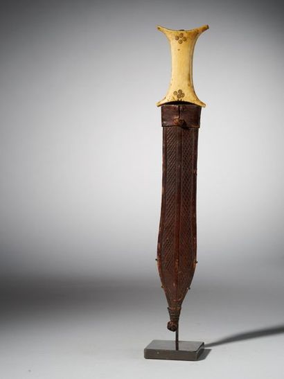 null -Couteau de chasse Boa, République Démocratique du Congo, 1ère partie du XXe...