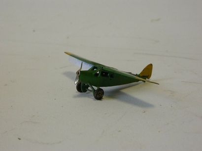 null Dinky Toys: Avion en métal. N° 60 B De Havilland vert. Accidents.

Longueur:...