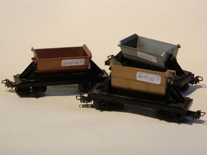 null MÄRKLIN wagons 4 axes, transport de Minerais 82773

82773 (3) wagons américains,...