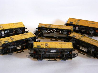null MÄRKLIN 4509 wagons, 2 axes, jaune Jamaïca

- 4509/1 (x2) (1952)

- 4509/2 (1958)...