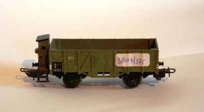 null MÄRKLIN 3 wagons de 1947, 2 axes, carrosserie métal, 324, 325, 326 

324/1 (1947)...
