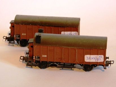 null MÄRKLIN (2)) wagons fermés 320 et 320S :

- 320/3 (1952, wagon fermé, cabine...