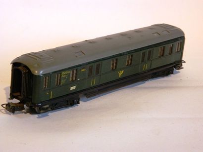 null MÄRKLIN 346/5 4013/2 (1952), wagon poste, vert, 4 axes, bon état