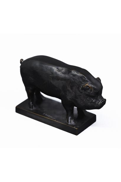 null 
POMPON - Cochon du Yorkshire

Sculpture en bronze à patine brune

Année 1924

Certificat...