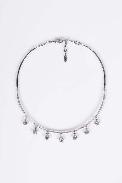 
MESSIKA




MAGNIFICENT necklace in white...
