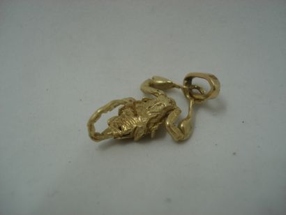null 1 Pendentif Or 18kt 3,36 g