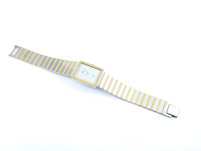 null SEIKO LASSALE
Montre bracelet, boîtier rectangulaire, cadran blanc à index muets,...