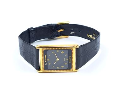 null ETERNA
Montre bracelet, boîtier rectangulaire en or jaune 750° guilloché, cadran...