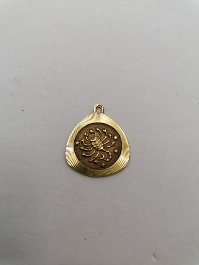 null 1 Pendant 18kt Gold 3,61 g deteriorated 