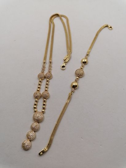 1 Necklace Gold 18kt and stones 14,67 g 1...