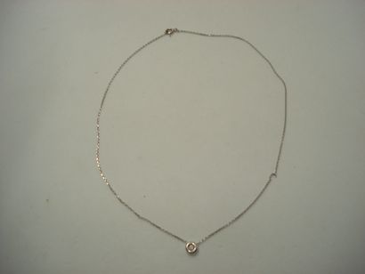 null 1 Collier Or gris 18kt et serti clos diamant 2,76 g 