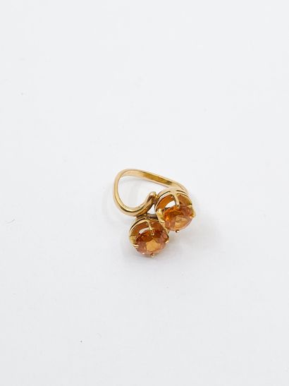 null Yellow gold ring 750° decorated with two orange stones
Gross weight : 6,57 g...
