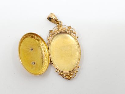 null PENDANT in yellow gold 750° with a flower and pearls 
with its glass inside...