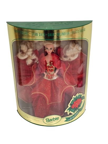 MATTEL
Barbie splendeur 94
Dans sa boîte...