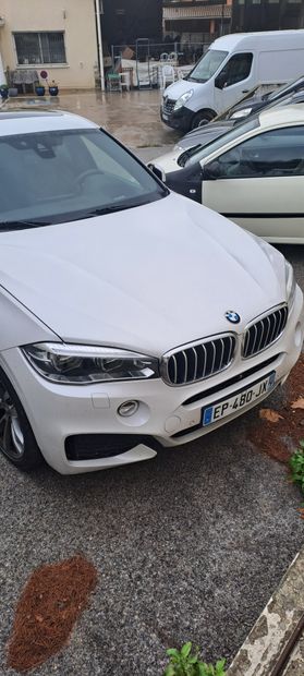 null Véhicule BMW modèle SERIE X, de couleur blanche
Immatriculé EP-480-JX
Mis en...