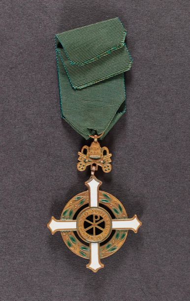 null Médaille « BENEMERENTI » de l'Année Sainte 1950, en bronze et émail. Ruban.
78...