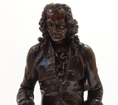 null École française du XIXe siècle d'après Jean-Claude-François-Joseph ROSSET (1706-1786).
Voltaire...