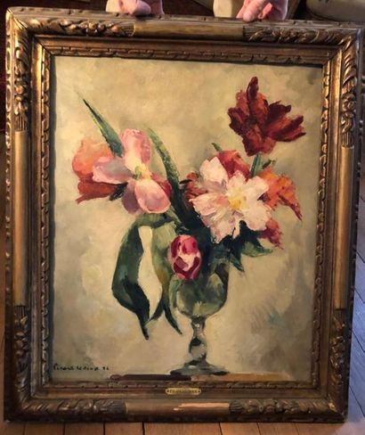 null Charles PICART LE DOUX (1881-1959).
Fleurs dans un vase.
Huile sur toile, signée...