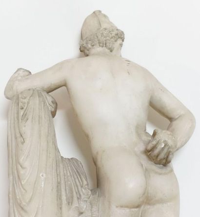null Antonio CANOVA (1757-1822) (D'après)
Pâris
Sujet en albâtre.
Travail ancien...