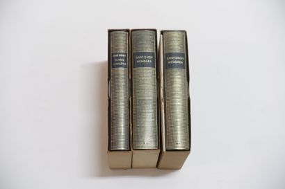 null Réunion de trois ouvrages des éditions de la Pléiade : André CHENIER, SAINT-SIMON...