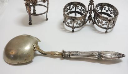 null Three openwork mounts (mustard and double salt shaker) and a sauce spoon with...