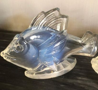 null SABINO FRANCE
Three sunfish in glass 
Signed
Top. 9 cm ; Length : 12,5 cm 