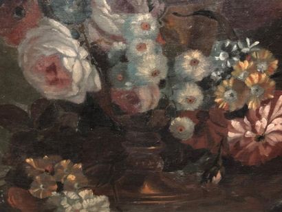 null Late 19th century school.
Still life with flowers.
Oil on canvas.
Top. 72 cm...