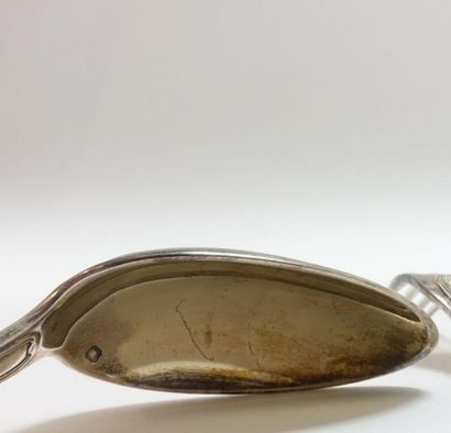null Covered in silver, engraved Marthe.
Weight: 94.1 g. 
 A silver cutlery, shell...