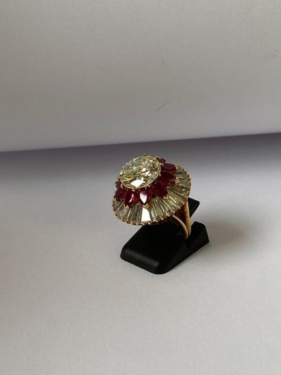 null BOUCHERON PARIS. 
 Ring in 750 thousandths yellow gold adorned in the centre...