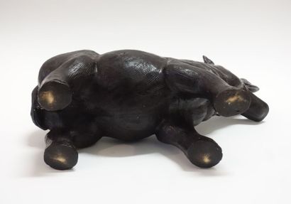 null JAPON (?).

Hippopotame.

Bronze à patine noire.

Haut. : 18 cm ; Long. : 29...